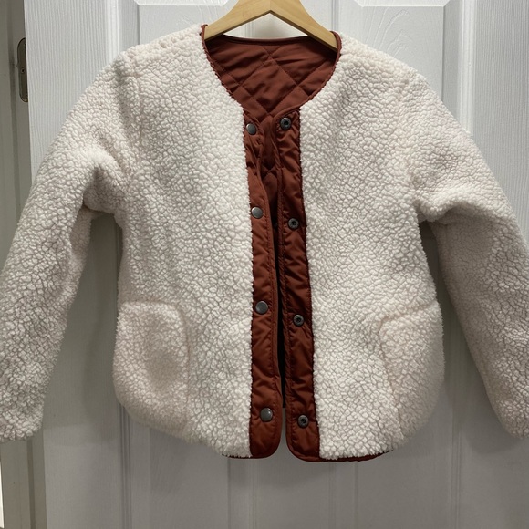 Girls reversible terra cotta quilted jacket with fur. - Picture 2 of 2
